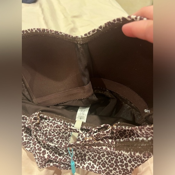 NWT Sea Level Swim Women’s Wild Cat Twist Front Tankini in Espresso in size US 4 - Picture 9 of 9